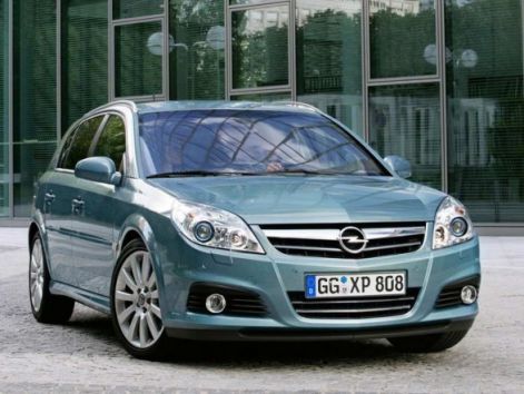 2006-opel-signum-front-angle-view-588x441.jpg